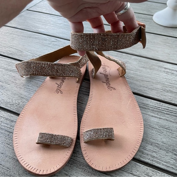 Free People Sunset Cruise Embellished Leather Sandals Womens Size 9 NWT - Picture 4 of 9